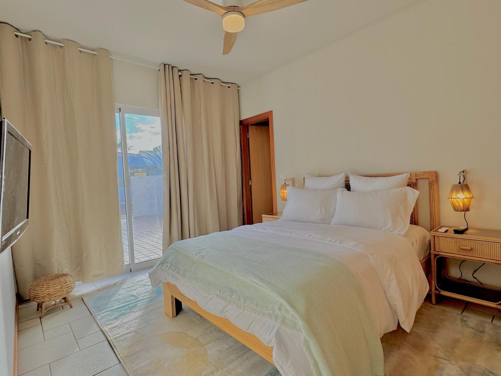 Profetas Guesthouse Porto Santo Exteriör bild